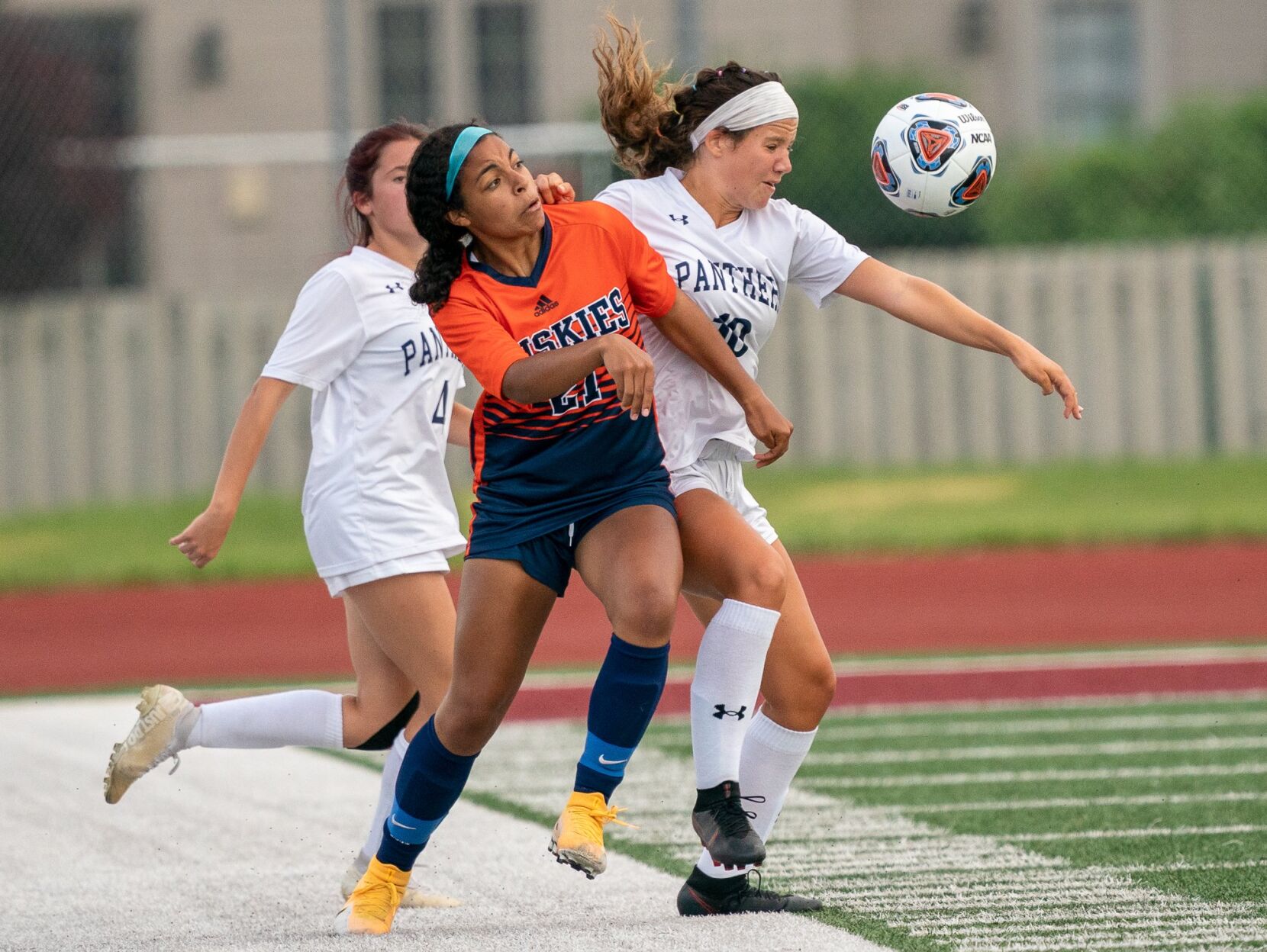 O'Fallon 2, Naperville North 1 (OT)